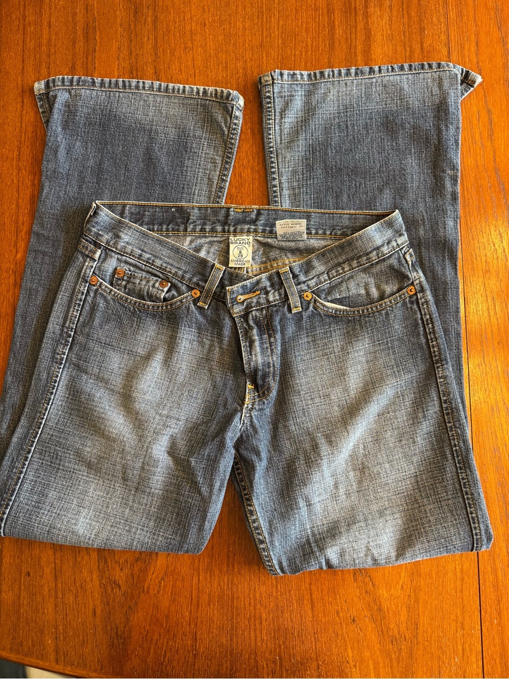 Vintage Lucky Brand Medium Blue Flare Jeans 8/29